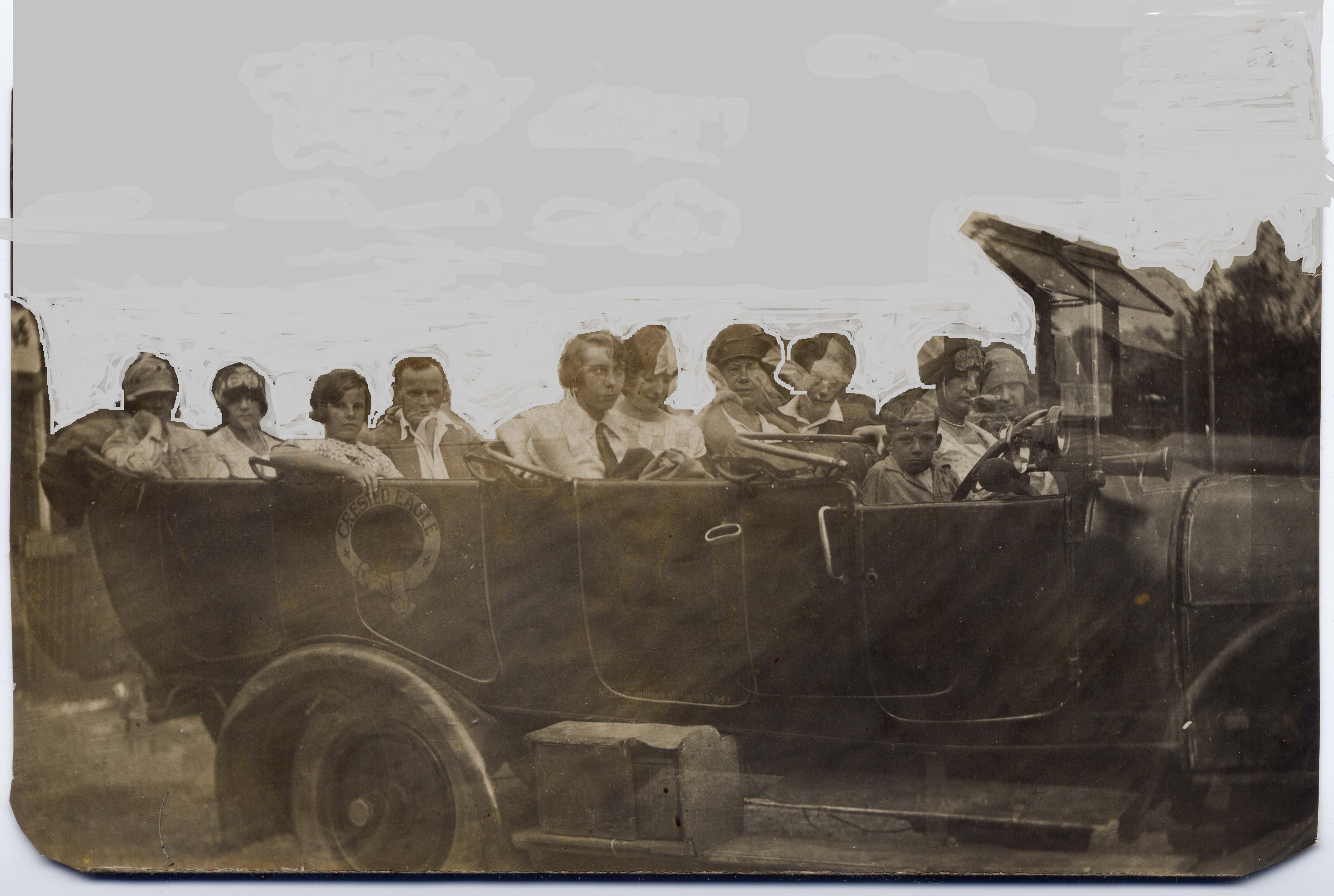 mum-charabanc-rochford-1929-002.jpg
