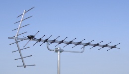 X Beam Yagi type aerial (10 Bays)